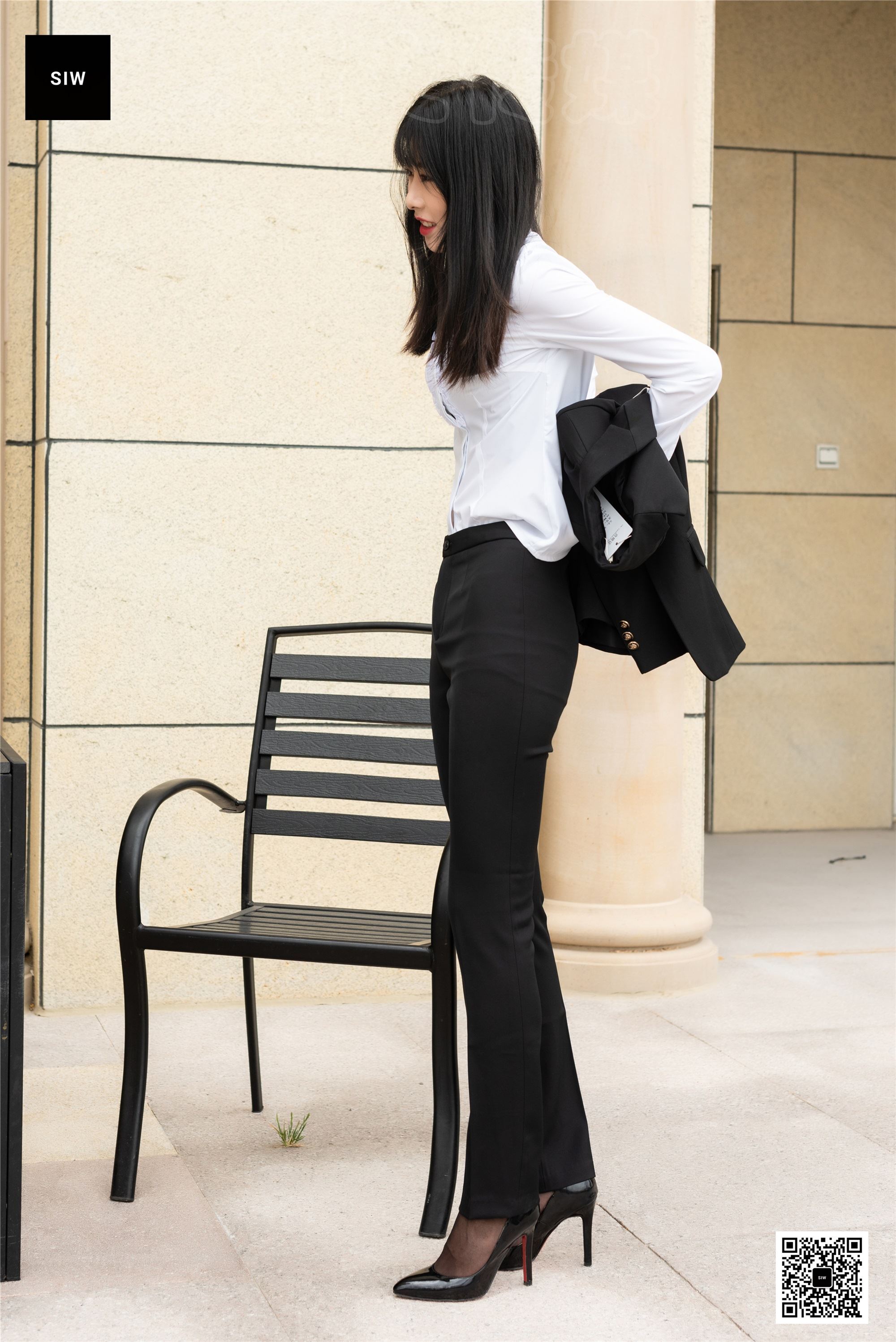 SIW斯文传媒 046 霸道总裁黑色西装三件套 - 龙哥